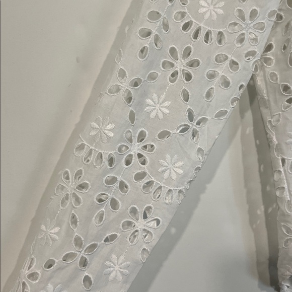 NEW J. Crew Eyelet Lace Button Down Shirt in White Size 2 - Picture 9 of 11